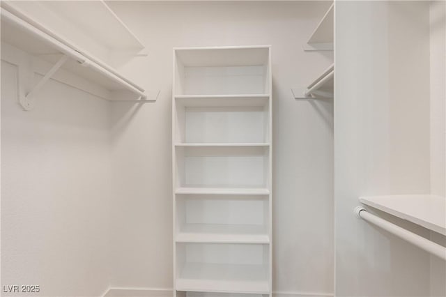 5004 Celebrity Cir, Las Vegas, NV 89119 - view of walk in closet