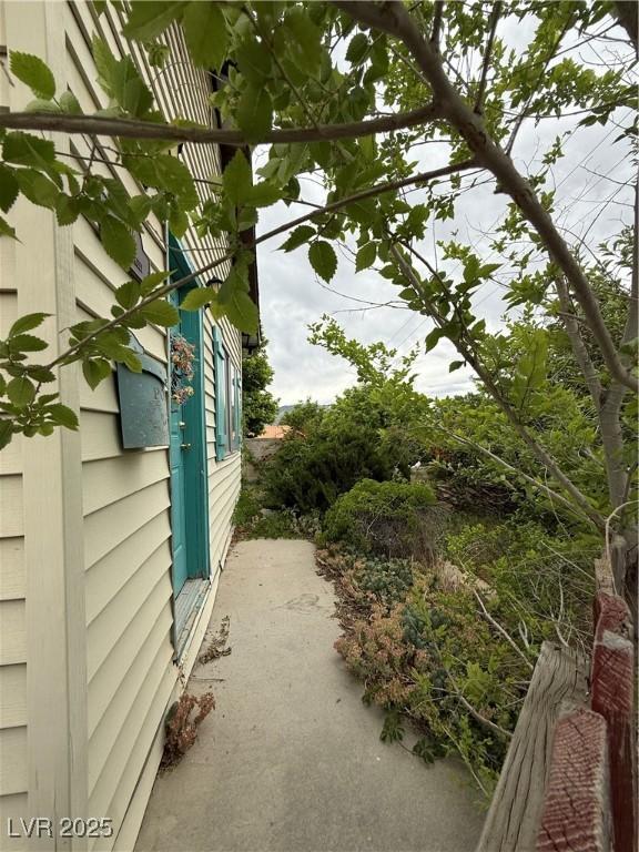 1104 High St, Ely, NV 89301 - view of yard with a patio area