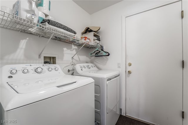 3495 Eagle Bend St, Las Vegas, NV 89122 - laundry area featuring washing machine and dryer