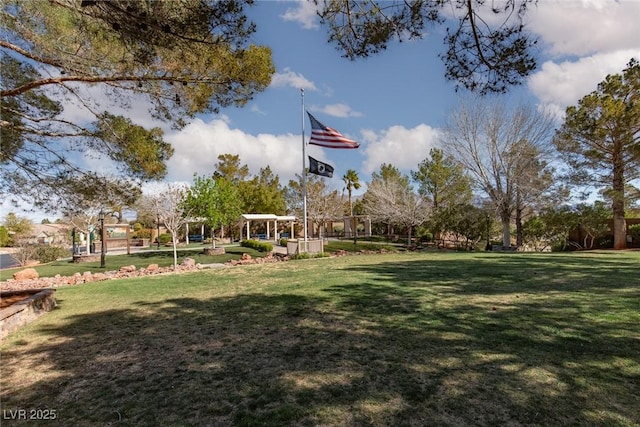 8213 Cabin Springs Ave, Las Vegas, NV 89131 - view of green lawn