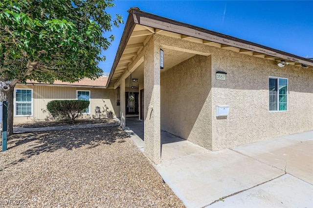 3557 Wayne Cir, Las Vegas, NV 89121 - entrance to property with stucco siding