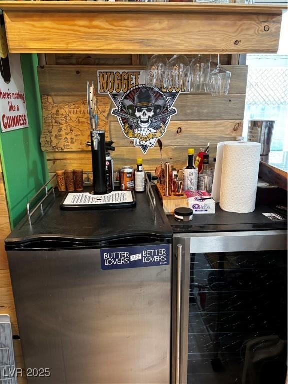 3601 Slapton Ave, North Las Vegas, NV 89031 - view of indoor dry bar