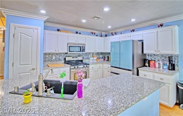 7728 Whispering River St, Las Vegas, NV 89131 - photo 11