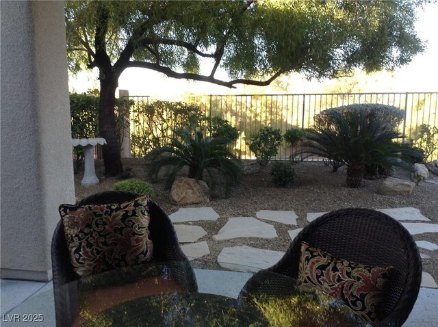 35 Emerald Dunes Cir, Henderson, NV 89052 - photo 36