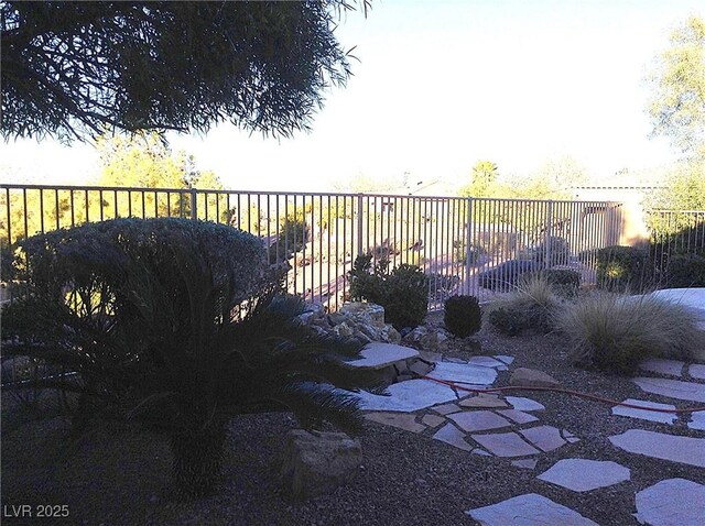35 Emerald Dunes Cir, Henderson, NV 89052 - photo 40