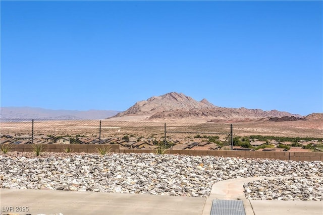 879 Klamath Springs St, Henderson, NV 89011 - mountain view