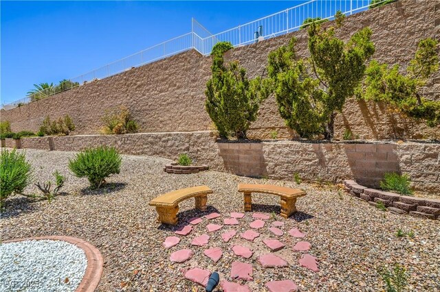 2413 Rockford St, Las Vegas, NV 89134 - view of yard