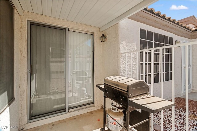 2152 High Dunes Ln, Laughlin, NV 89029 - view of patio / terrace with area for grilling