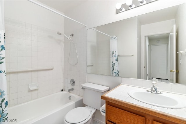 2152 High Dunes Ln, Laughlin, NV 89029 - full bathroom with shower / bath combination with curtain and vanity