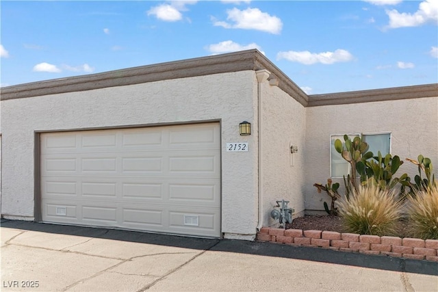 2152 High Dunes Ln, Laughlin, NV 89029 - view of garage