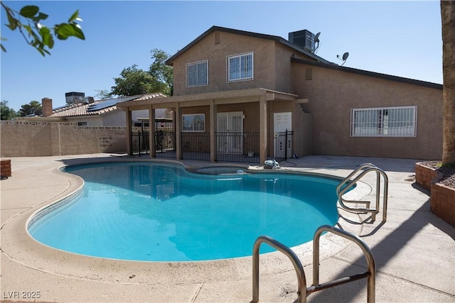 1340 Lucky St, Las Vegas, NV 89104 - view of swimming pool with a patio