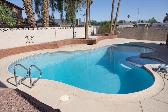 1340 Lucky St, Las Vegas, NV 89104 - view of pool with a fenced backyard