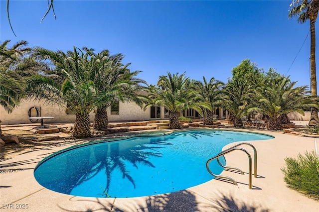 2770 La Casita Ave, Las Vegas, NV 89120 - swimming pool featuring a patio area