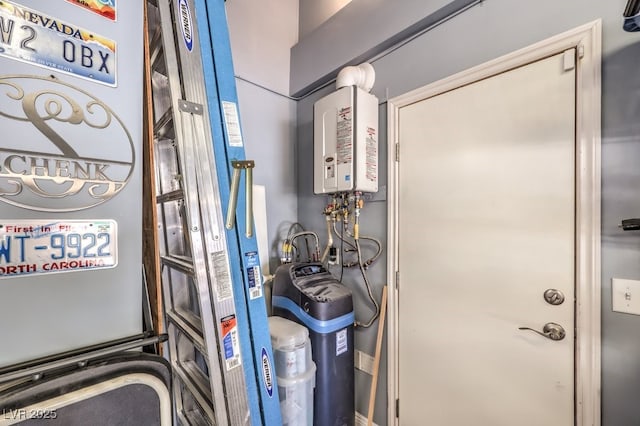 4095 Ridgewood Ave, Las Vegas, NV 89120 - utilities featuring water heater