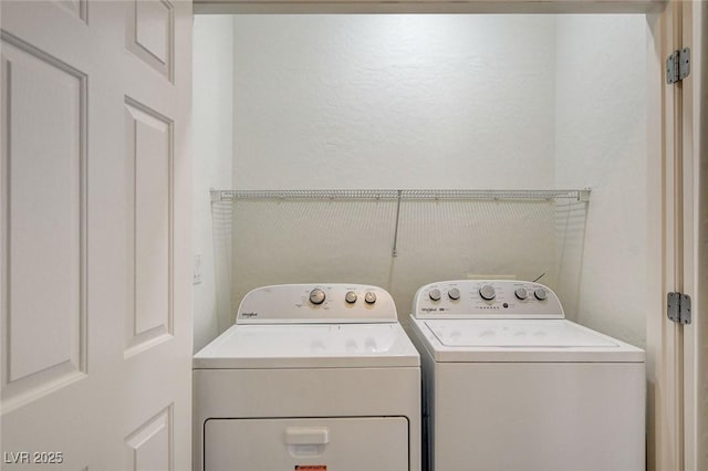 2508 Chasma Dr, Henderson, NV 89044 - laundry area with washing machine and clothes dryer