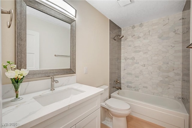 1905 Plaza Del Padre, Las Vegas, NV 89102 - bathroom with tub / shower combination, vanity, and wood finished floors