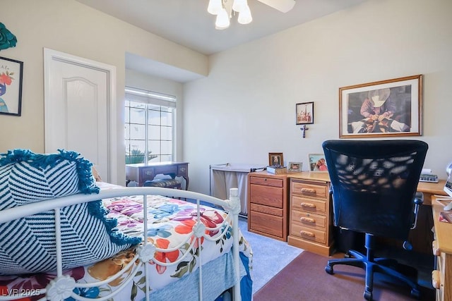 816 Sandsprings St, Henderson, NV 89011 - carpeted bedroom featuring a desk