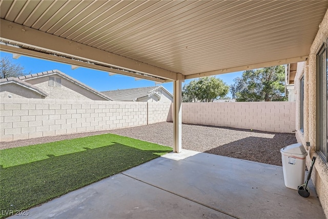 1038 Silver Creek Ave, Las Vegas, NV 89183 - fenced backyard featuring a patio