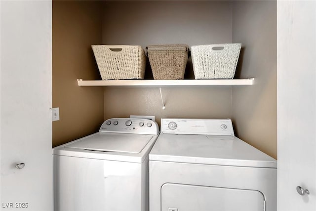 1717 Dwayne Stedman Ave, Las Vegas, NV 89106 - laundry room featuring washer and clothes dryer
