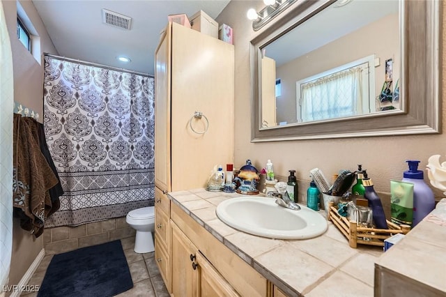 6616 Celeste Ave, Las Vegas, NV 89107 - full bath featuring vanity, tile patterned floors, a shower with curtain, and recessed lighting
