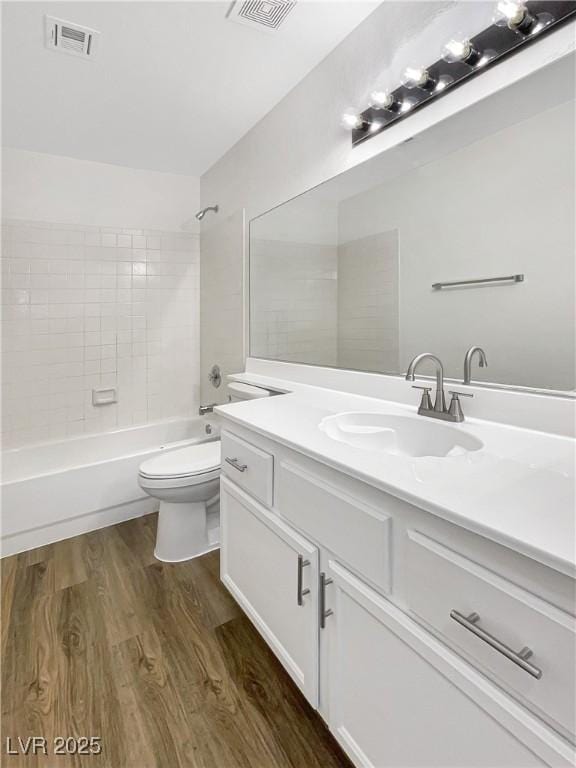 6696 Merced Lake Dr, Las Vegas, NV 89156 - bathroom with wood finished floors, vanity, and shower / bath combination