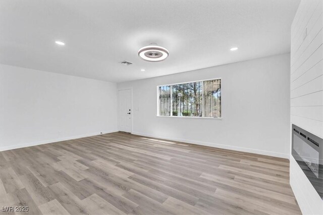 747 Greenbriar Townhouse Way, Las Vegas, NV 89121 - photo 5