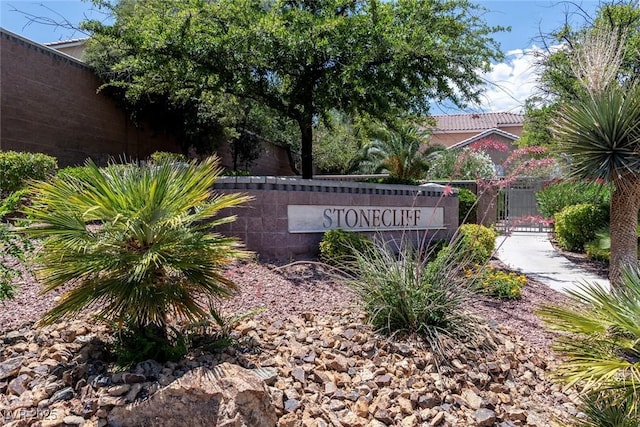 10352 Natural Springs Ave, Las Vegas, NV 89129 - view of community sign