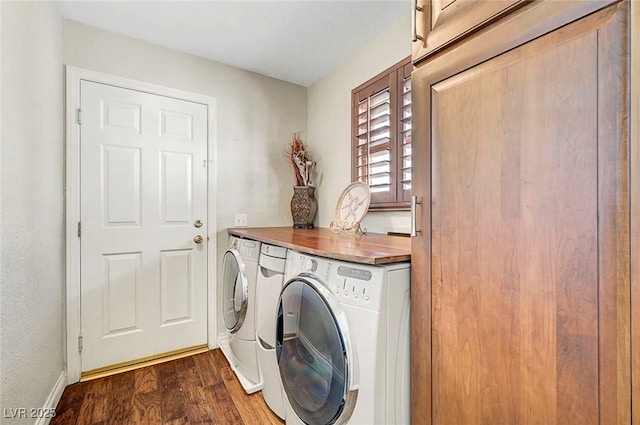 5224 Painted Lakes Way, Las Vegas, NV 89149 - laundry area with independent washer and dryer, dark wood-type flooring, and cabinet space