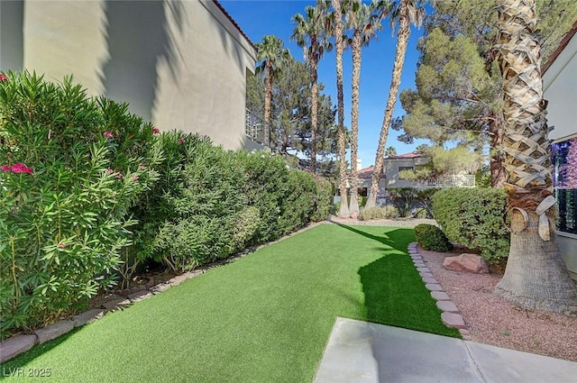 5224 Painted Lakes Way, Las Vegas, NV 89149 - view of grassy yard