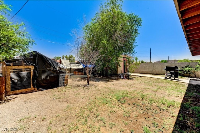 744 Mcknight St, Las Vegas, NV 89101 - view of fenced backyard