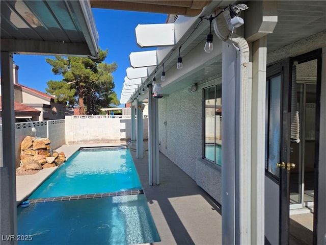 6636 Old Oxford Ave, Las Vegas, NV 89108 - view of swimming pool with a fenced backyard
