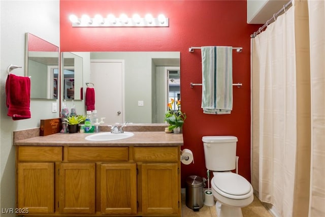 7255 W Sunset Rd Unit 2030, Las Vegas, NV 89113 - full bath with vanity and curtained shower