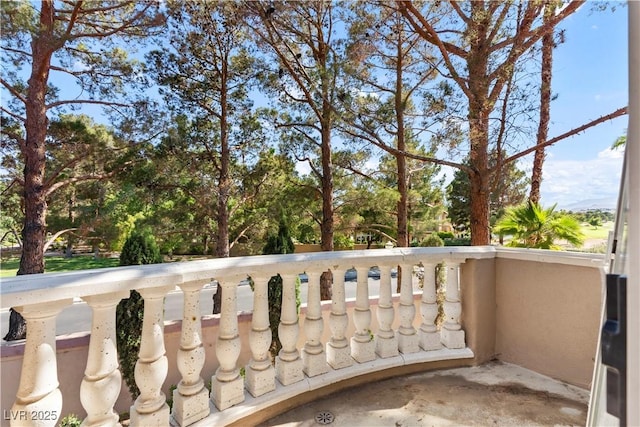 8215 Crow Valley Ln, Las Vegas, NV 89113 - view of balcony