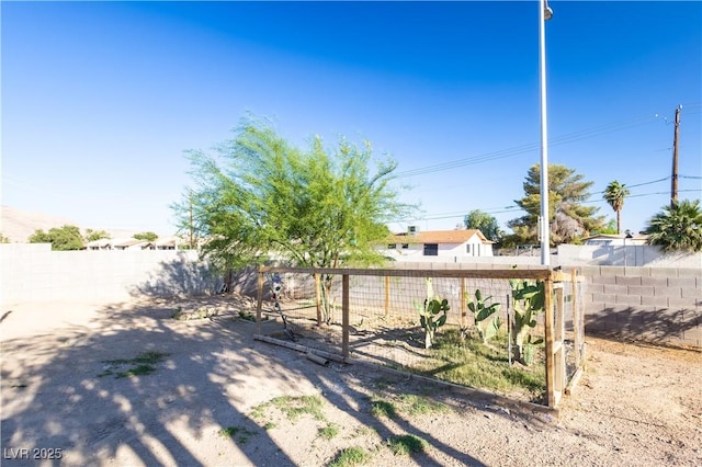 5673 Coaldale Pl, Las Vegas, NV 89110 - view of fenced backyard