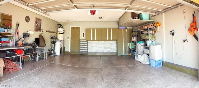 5929 Gentle Creek Ln, North Las Vegas, NV 89031 - view of garage