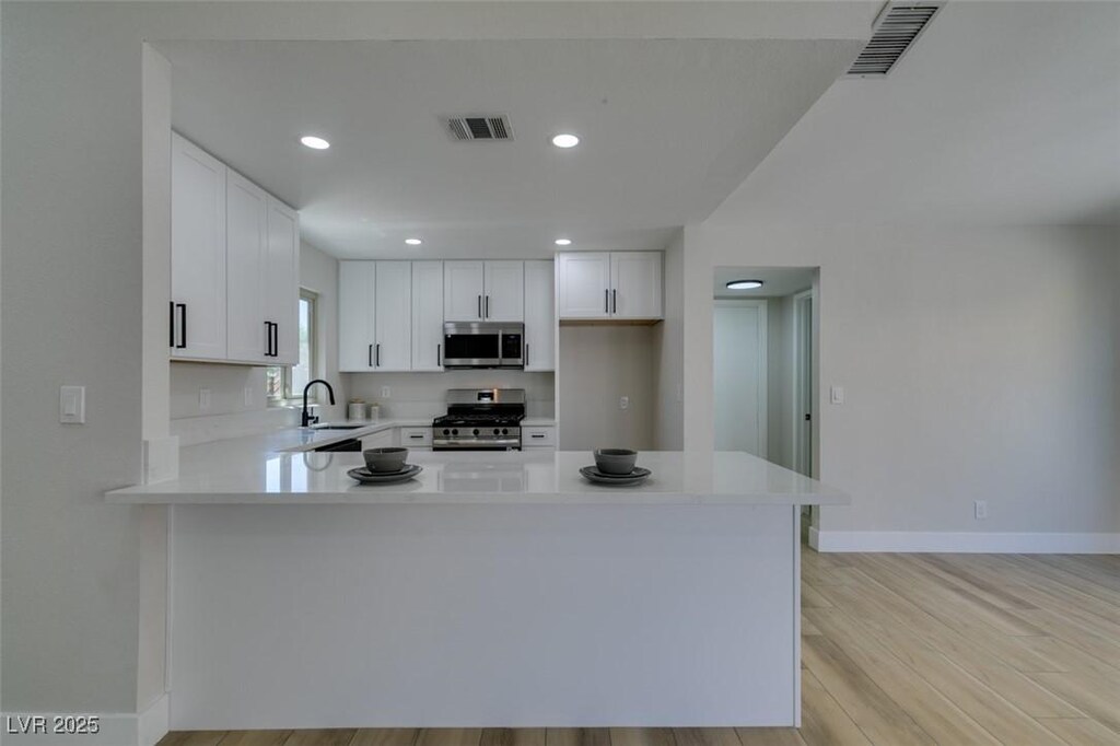 5742 Forsythe Dr, Las Vegas, NV 89142 - photo 1