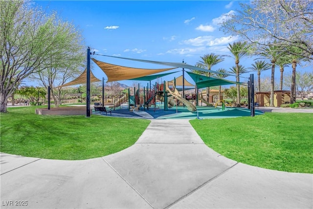 818 Calluna St, Las Vegas, NV 89138 - view of property's community with a lawn