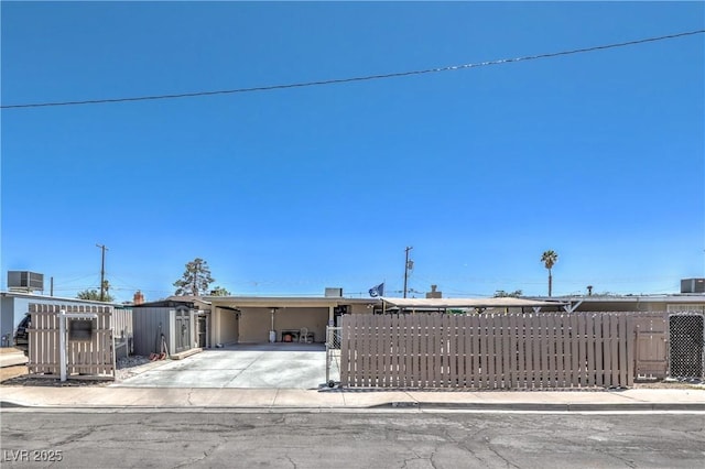 5093 Sun Valley Dr, Las Vegas, NV 89122 - photo 4