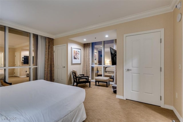 135 E Harmon Ave Unit 2821, Las Vegas, NV 89109 - bedroom featuring ornamental molding, wallpapered walls, and light carpet