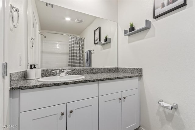 527 Clearsable Ave, Henderson, NV 89044 - full bath with vanity and a shower with shower curtain