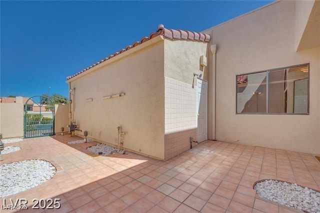 2723 Seabridge Dr, Las Vegas, NV 89121 - view of patio with a gate