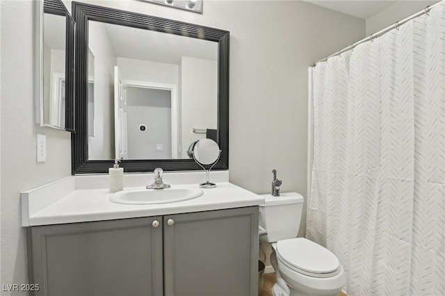 7640 Woven Memories St, Las Vegas, NV 89149 - full bath featuring vanity and a shower with shower curtain