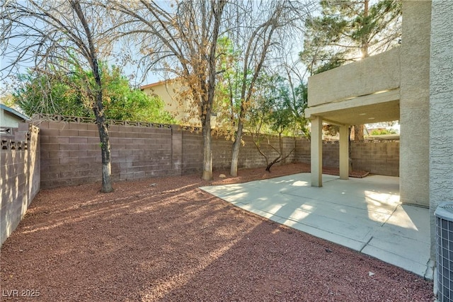 8113 Bay Springs Dr, Las Vegas, NV 89128 - fenced backyard with a patio