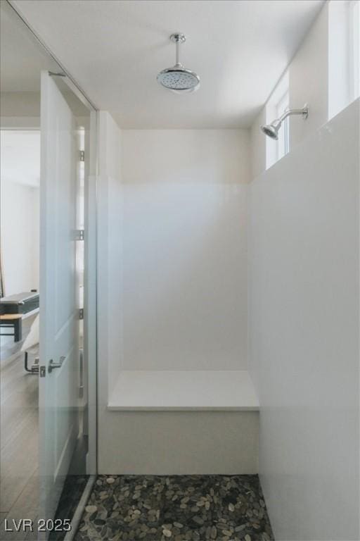 64 Lake Oasis St, Henderson, NV 89011 - full bath with tiled shower