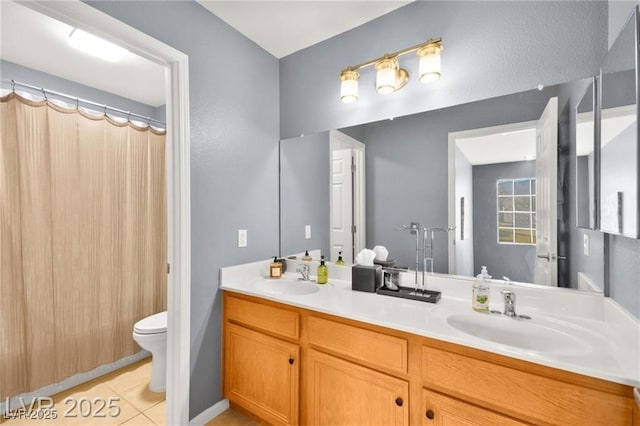 262 Cielito Lindo St, Henderson, NV 89012 - full bath featuring double vanity, tile patterned floors, and curtained shower