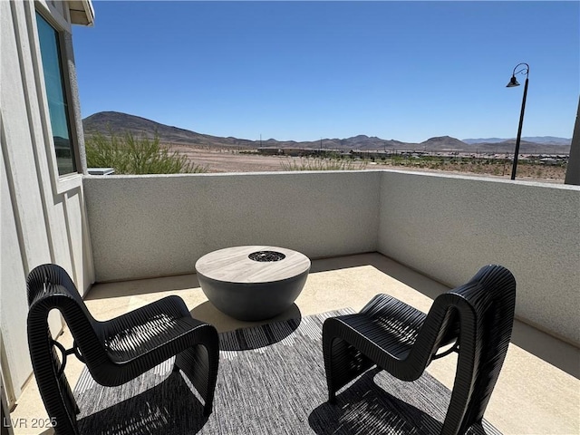 2722 Marchetti Pl, Henderson, NV 89044 - patio / terrace with a mountain view