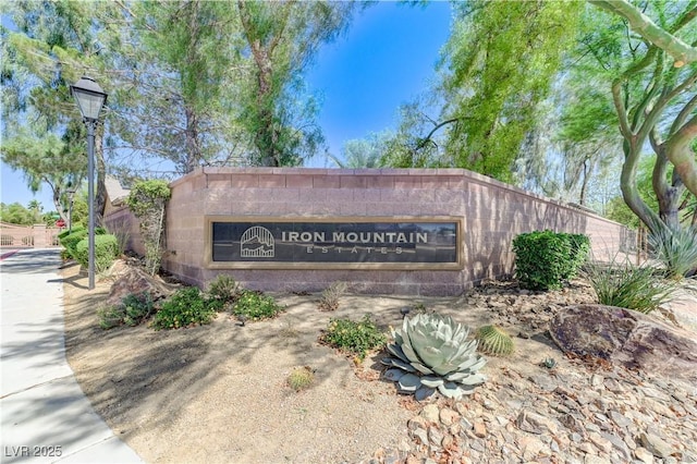 5913 Audria Falls Ave, Las Vegas, NV 89131 - view of community sign