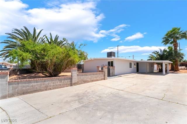 2749 Del Mar Pl, Las Vegas, NV 89169 - view of front of house with concrete driveway and an attached carport