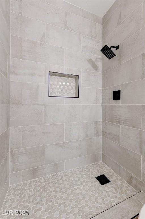 9632 Cherry Canyon Ave, Las Vegas, NV 89129 - bathroom with tiled shower