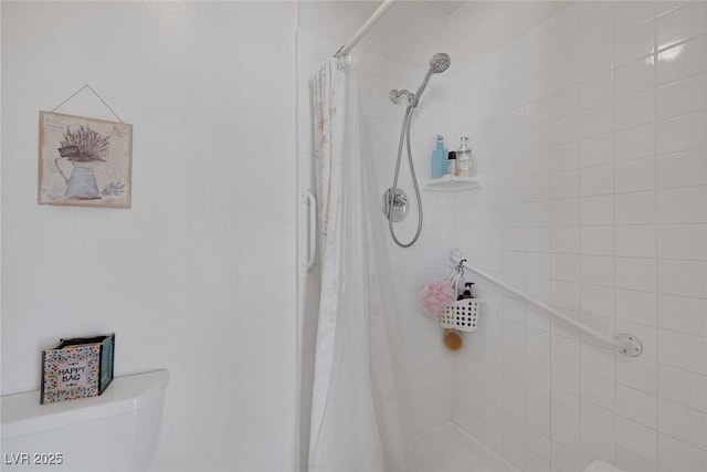 4458 El Quinta Ct, Las Vegas, NV 89121 - full bathroom with toilet and tiled shower